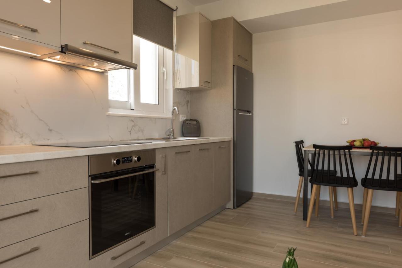 Allview Apartments Палиохора Екстериор снимка